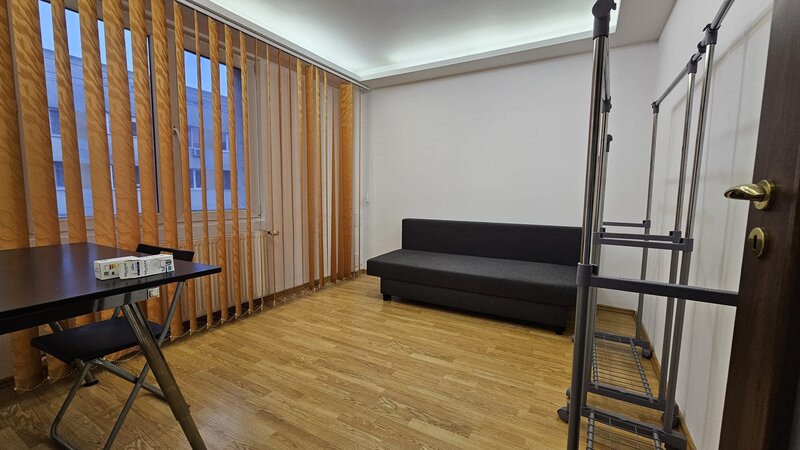 Basarabia, Chisinau, Aleea Mozaicului, apartament 3 camere, mobilat, liber